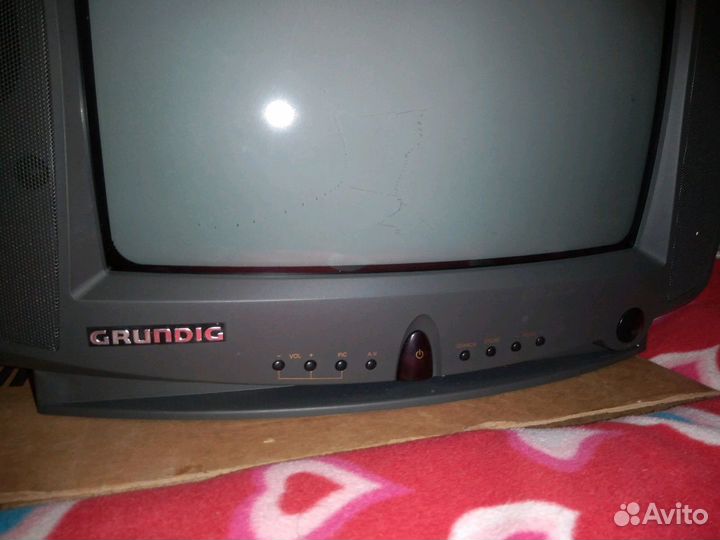 Новый Grundig из 90х