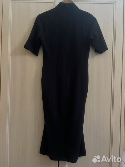 Черное платье