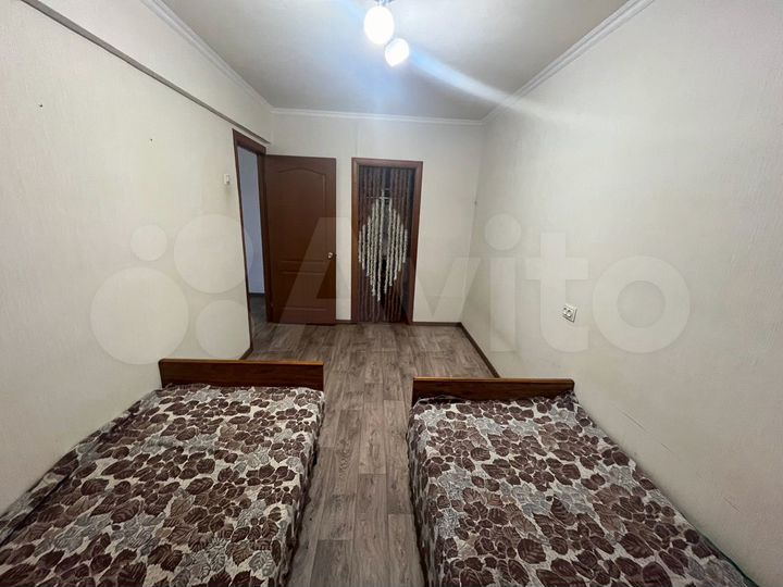 2-к. квартира, 50 м², 1/5 эт.