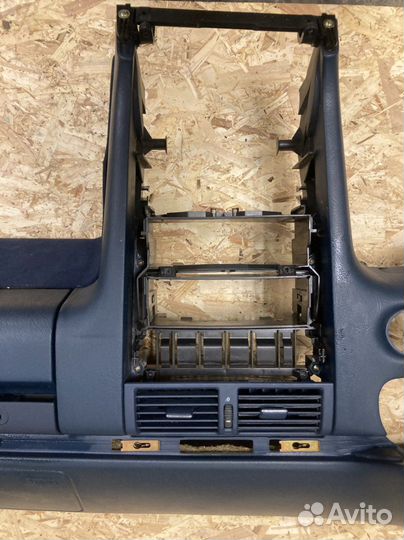 Панель (торпеда ) Mercedes w 210