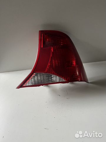 Ford focus 1 фонарь задний правый США седан