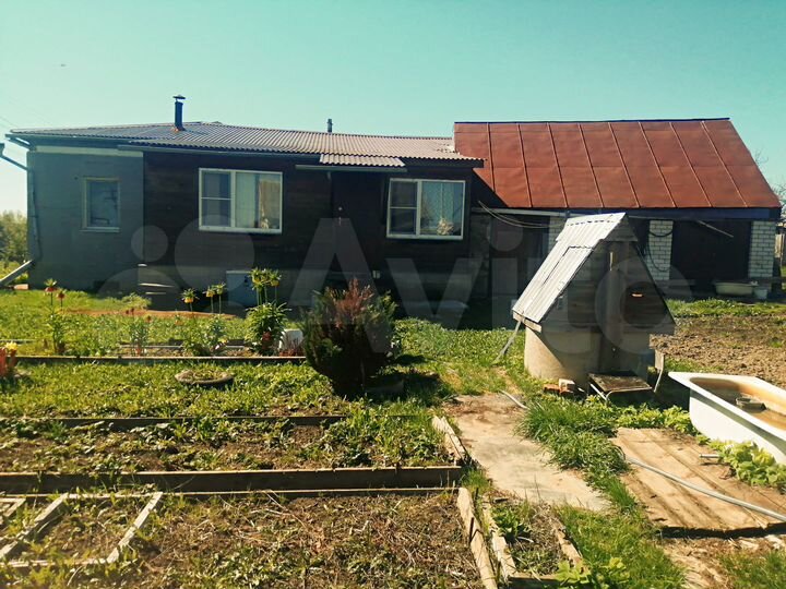 Дом 52 м² на участке 25 сот.