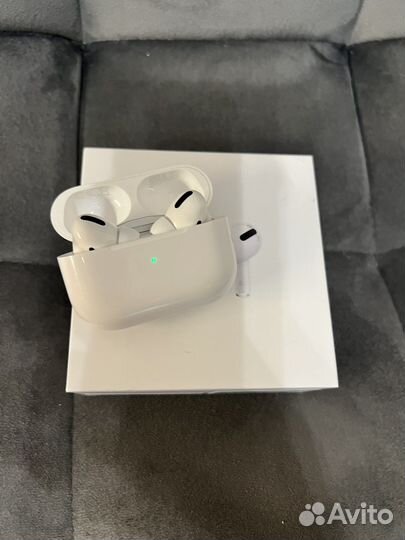 Наушники AirPods Pro