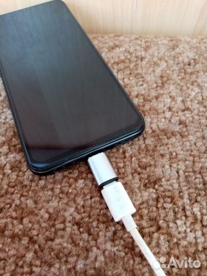 Магнитная зарядка для смартфона(новая)