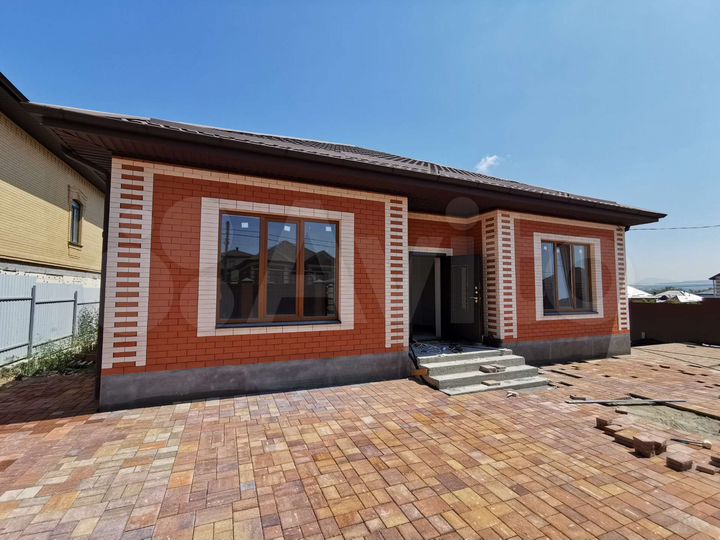 Дом 164,2 м² на участке 6,2 сот.