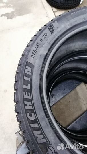 Michelin Pilot Alpin 5 SUV 275/45 R20 110V