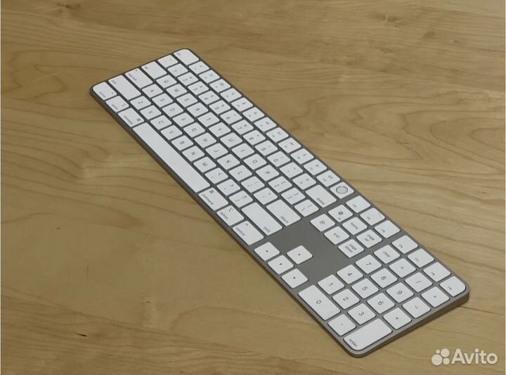 Беспроводная клавиатура Apple Magic Keyboard