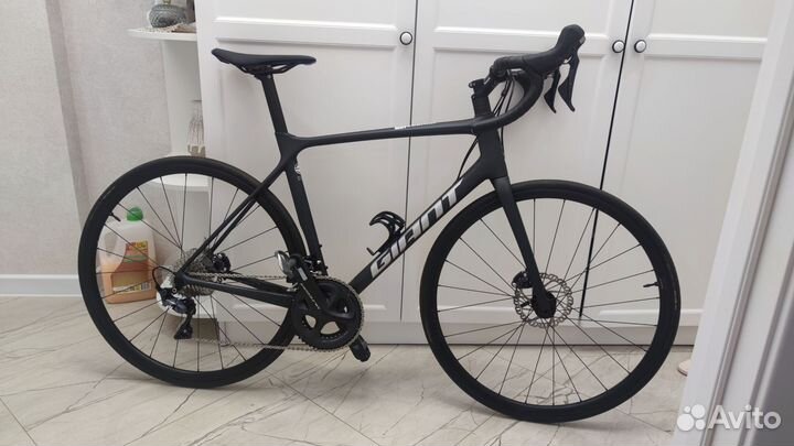 Шоссейный велосипед Giant TCR Advanced 1 Disc 2021