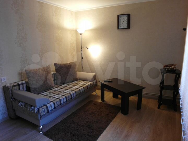 2-к. квартира, 50 м², 1/1 эт.