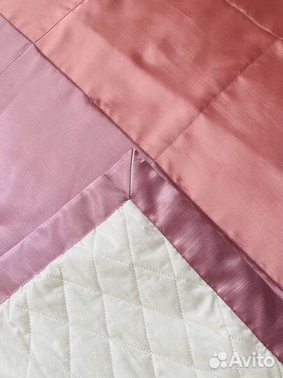 Покрывало на кровать новое