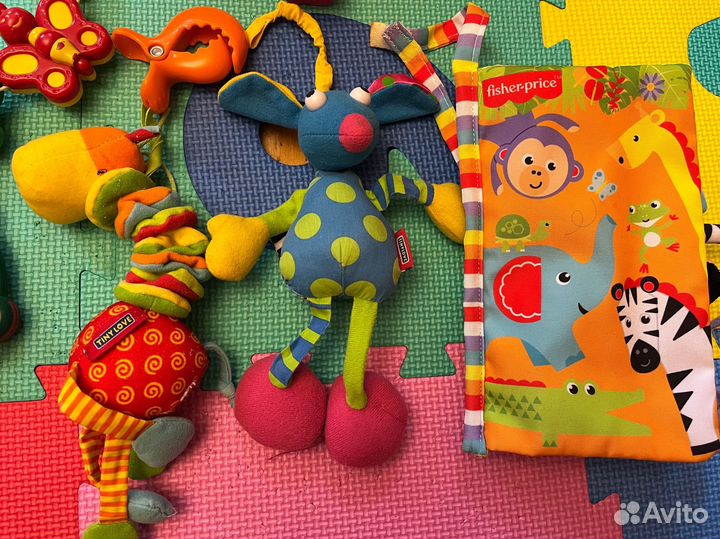 Подвесные игрушки tiny love