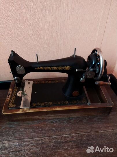 Швейная машина Подольск ручная бу