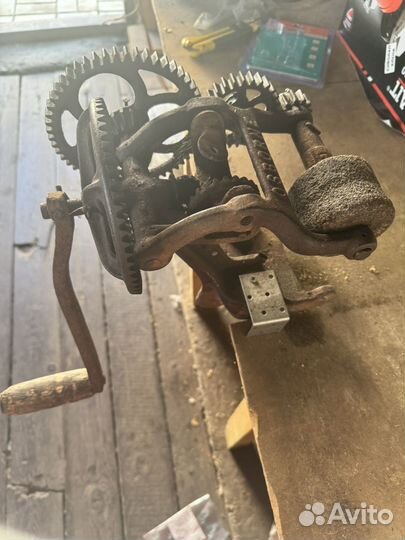 Наждачный станок