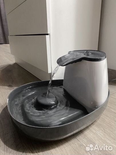 Фонтан-поилка