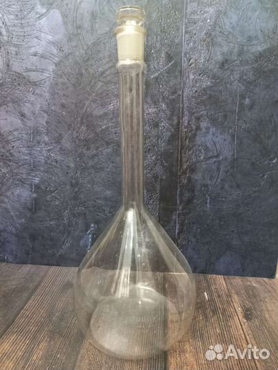 Колба мерная 2000 мл со стеклянной пробкой