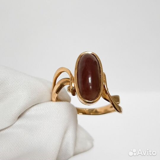 Золотое кольцо 583 с сердоликом 17 р (30450)