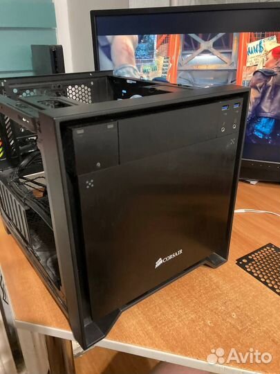 Корпус Corsair Obsidian 250d