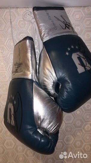 Боксерские перчатки