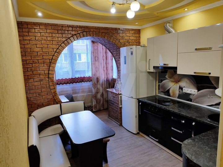 2-к. квартира, 55 м², 3/6 эт.