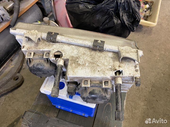 Фара передняя правая ваз 2110