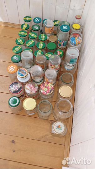 Банки стеклянные (разные, с крышками)