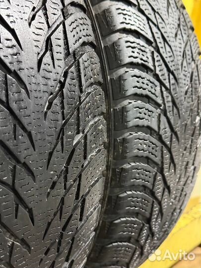 Nokian Tyres Hakkapeliitta R3 215/55 R17 98R