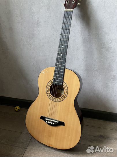 Акустическая гитара hohner