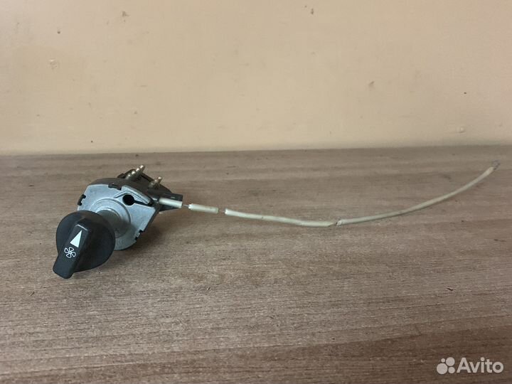 Переключатель отопителя W124