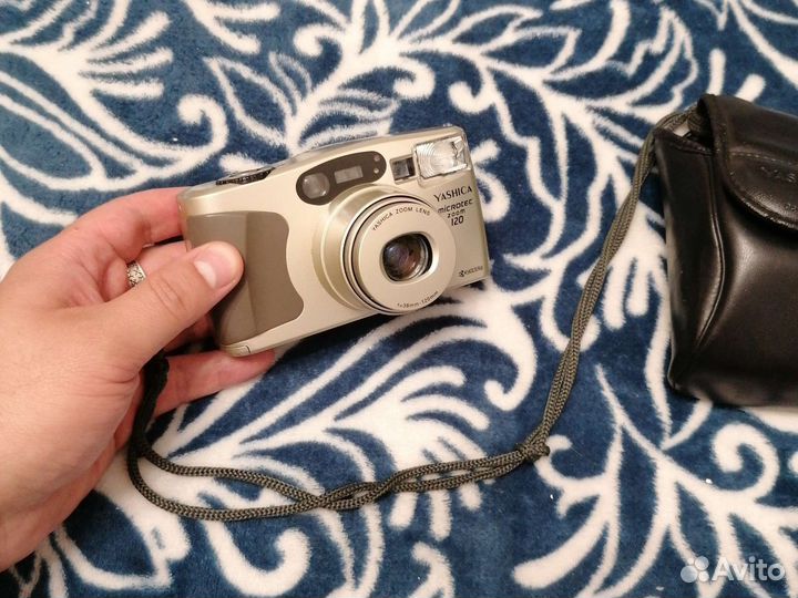 Плёночный фотоаппарат Yashica microtec zoom 120
