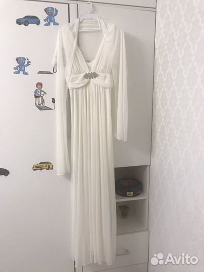 Платье праздничное