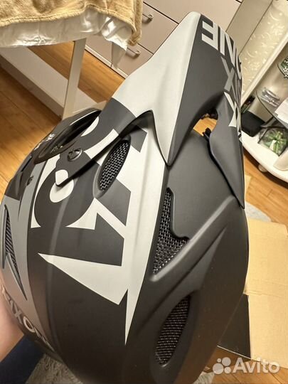 Шлем фулфейс 661 даунхил