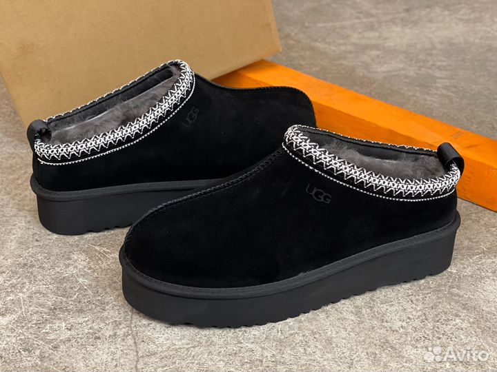 UGG Tazz Platform Black