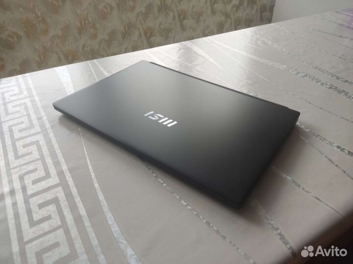 MSI modern 15 b11m-003xru