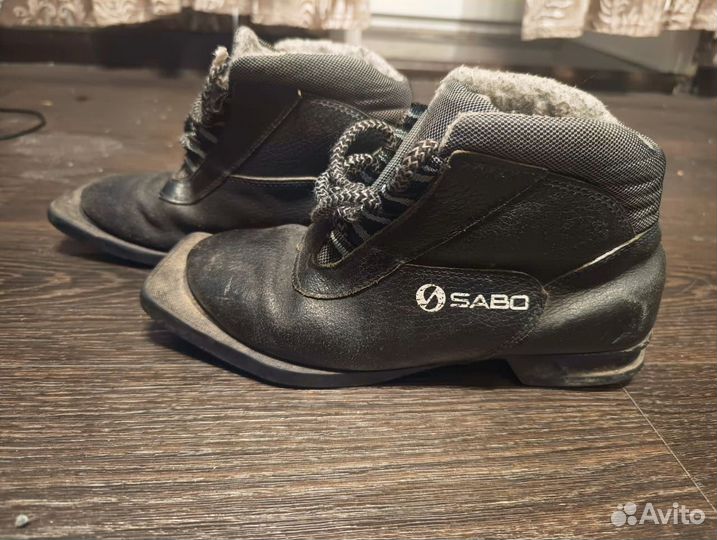 Лыжные ботинки 36