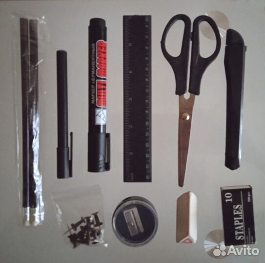 Канцелярские принадлежности