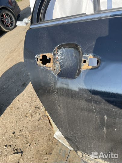 Задняя правая дверь byd f3 bad bud бад ф3