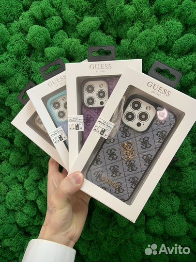 Чехол на iPhone 14 pro guess