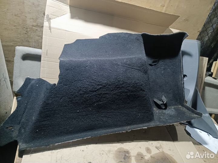 Обшивка багажника право фокус 2 седан