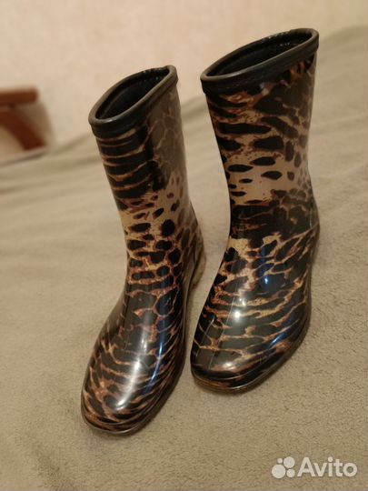 Детские резиновые сапоги