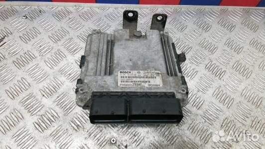 Блок управления двс dodge caliber (EBR07PC01)