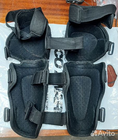 Мото наколенники