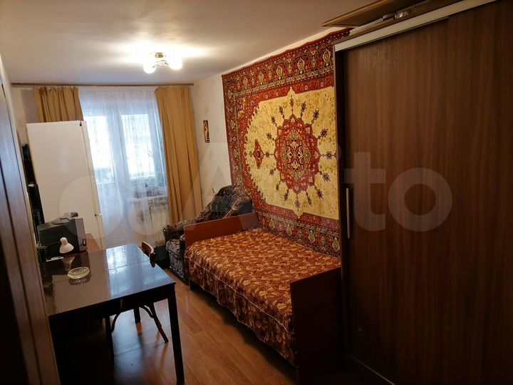 Комната 14 м² в 3-к., 1/9 эт.