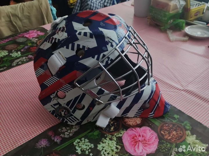 Шлем хоккейного вратаря. Размер 57