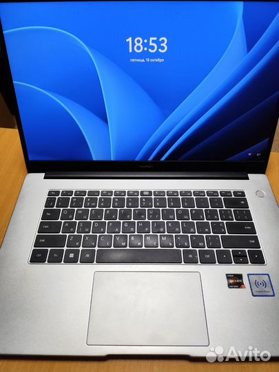 Huawei matebook d15 ryzen 5 5500u