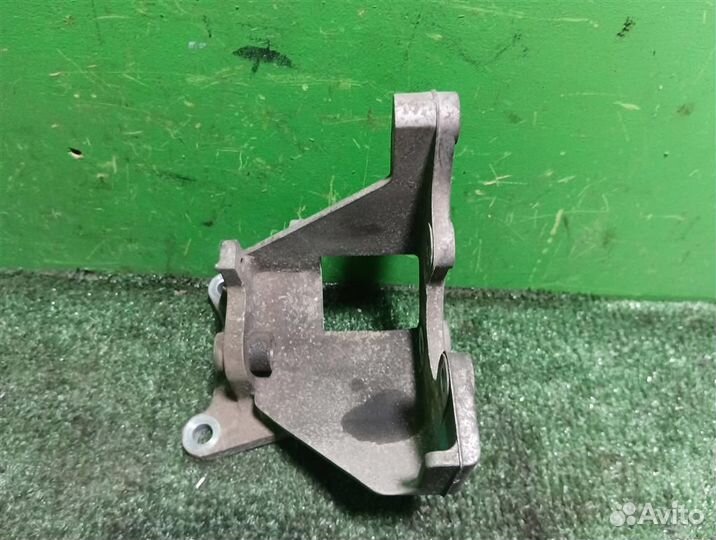 Кронштейн гур Subaru Tribeca WX 2007