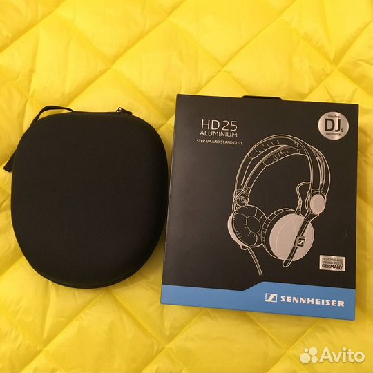 Наушники Sennheiser HD 25 Aluminium 70 Ом + кейс