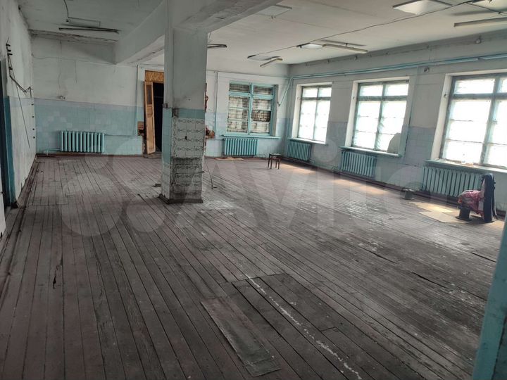 Свободного назначения, 300 м²
