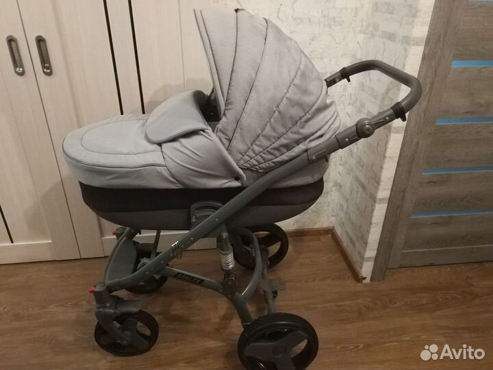 Коляска 2 в 1 Legacy Malta и Автолюлька