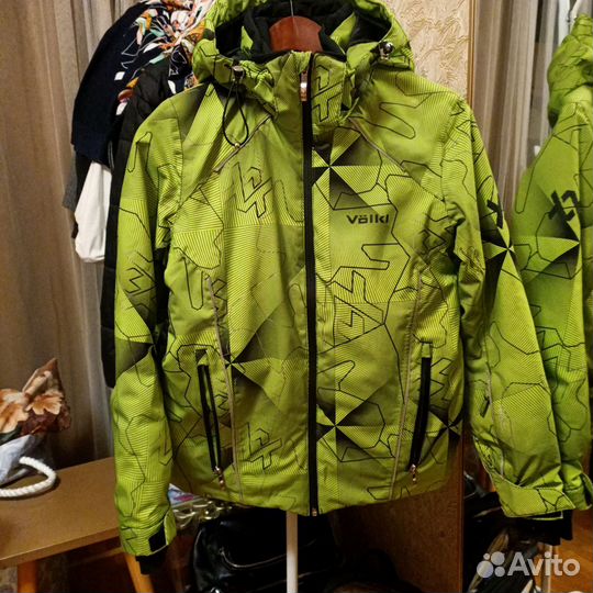 Горнолыжная куртка Volkl