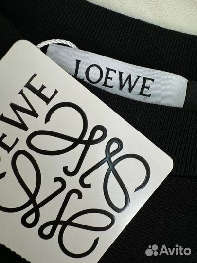 Футболка женская оверсайз Loewe